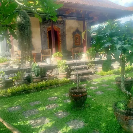Puri Agung Inn