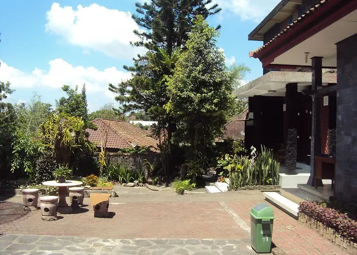 Puri Agung 2*